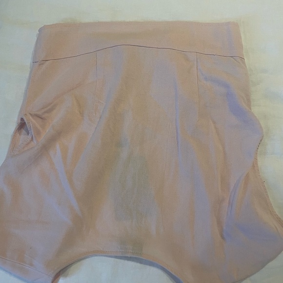 Pink linen cap sleeve classy crop top - Picture 2 of 4